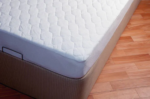 Purelay natural mattress detail